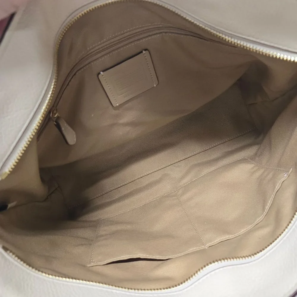 Coach Cammie Chain Tote Shoulder Bag Colorblock Cream Peach Pebbled Leather